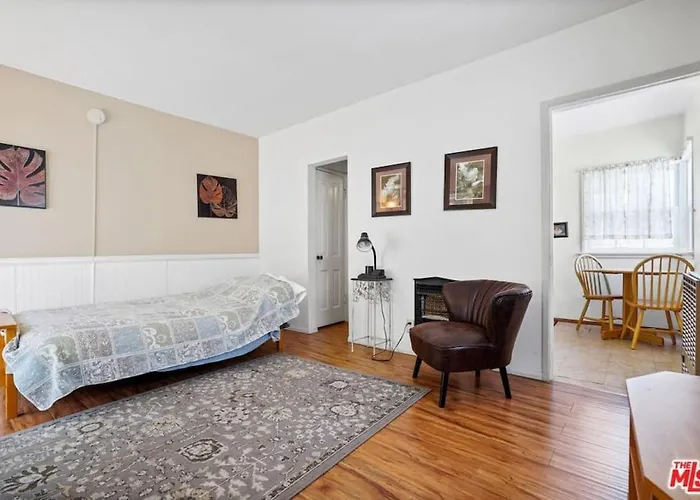 Lovely Studio Apartment Located In Santa Monica B